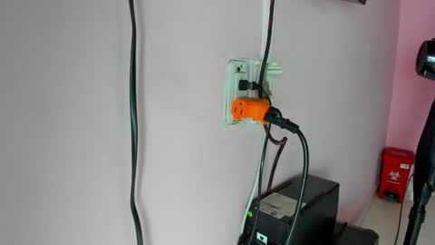 IAN CASTILLO online show from 15, 12, 2025