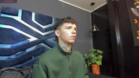 IAN CASTILLO online show from 13, 1, 2026