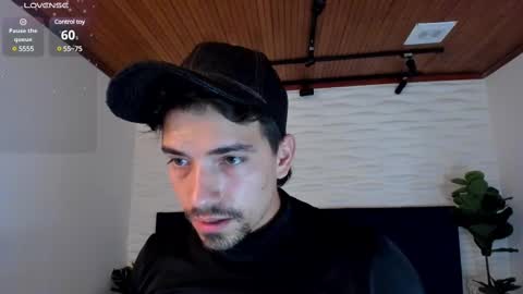 Snapshot of ian_davis chatting on 19, 2, 2025 Ian Davis online show from 19, 2, 2025