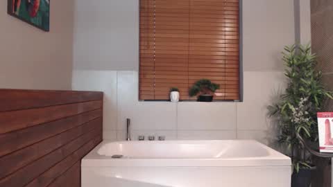 Snapshot of ian_davis chatting on 23, 2, 2025 Ian Davis online show from 23, 2, 2025