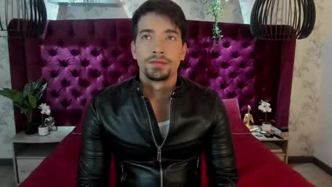 Snapshot of ian_davis chatting on 1, 3, 2025 Ian Davis online show from 1, 3, 2025