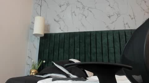 Snapshot of ian_davis chatting on 5, 3, 2025 Ian Davis online show from 5, 3, 2025