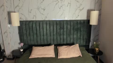 Snapshot of ian_davis chatting on 19, 10, 2025 Ian Davis online show from 19, 10, 2025