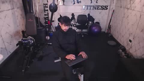 Snapshot of ian_davis chatting on 27, 10, 2025 Ian Davis online show from 27, 10, 2025