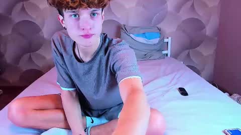 Ian Flor online show from 3, 12, 2025