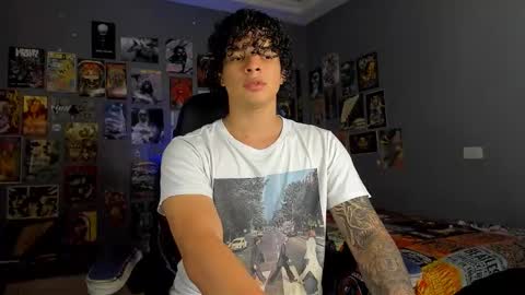 Snapshot of ian_versace chatting on 17, 10, 2025 Andres online show from 17, 10, 2025