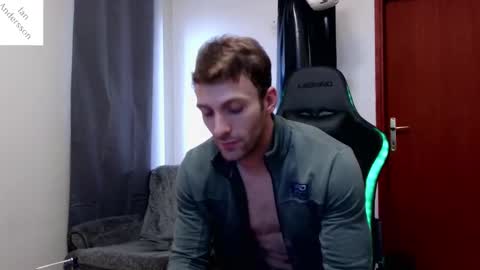 Snapshot of ianandersson27 chatting on 3, 2, 2025 Ian Andersson online show from 3, 2, 2025