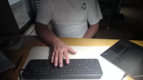 Snapshot of iandy12 chatting on 29, 9, 2025 iandy12 online show from 29, 9, 2025