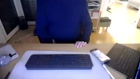 iandy12 online show from 10, 3, 2026