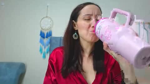 Snapshot of iberianmoonmk chatting on 7, 11, 2025 Iberian Moon online show from 7, 11, 2025