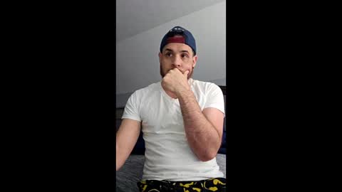 Snapshot of icarra413 chatting on 8, 4, 2026 icarra413 online show from 8, 4, 2026