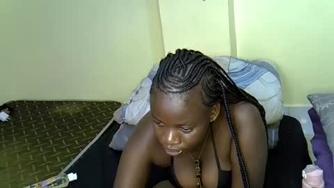 ice_girly online show from 4, 12, 2025