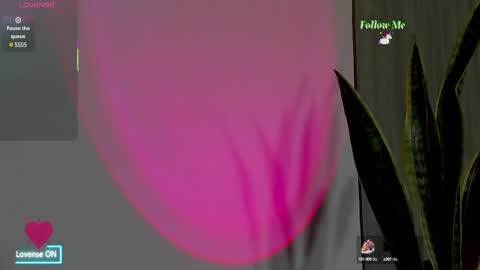 Snapshot of ice_princess__ chatting on 9, 10, 2025 Crystall online show from 9, 10, 2025