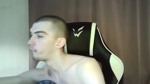 Snapshot of ice_raf chatting on 2, 2, 2025 MAX online show from 2, 2, 2025