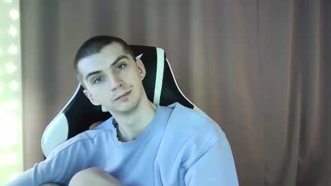 Snapshot of ice_raf chatting on 17, 2, 2025 MAX online show from 17, 2, 2025