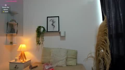 ice_y_abigail online show from 11, 11, 2025