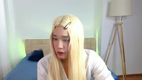 Snapshot of icexoxo chatting on 16, 7, 2026 Ice online show from 16, 7, 2026