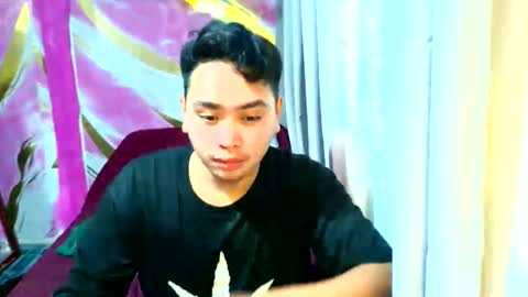 Snapshot of iconic_vince chatting on 21, 9, 2025 iconic_vince online show from 21, 9, 2025