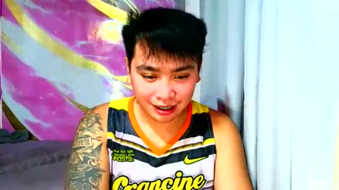 Snapshot of iconic_vince chatting on 9, 10, 2025 iconic_vince online show from 9, 10, 2025