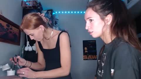 Snapshot of icyduo chatting on 12, 3, 2025 doubletrouble online show from 12, 3, 2025