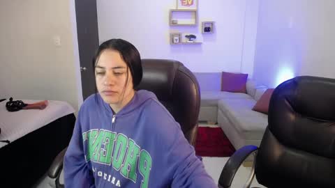 Icy online show from 18, 1, 2025