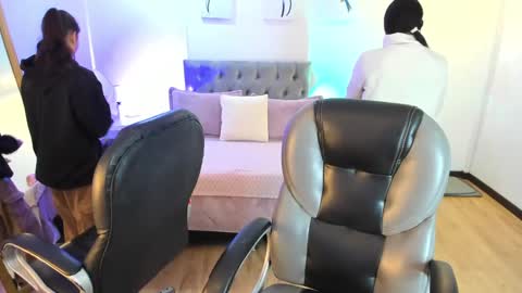 Icy online show from 19, 1, 2025