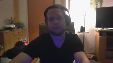 Snapshot of igaveyoupower chatting on 5, 2, 2025 igaveyoupower online show from 5, 2, 2025