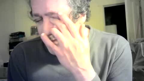 ignoredlittlestloser online show from 15, 2, 2025