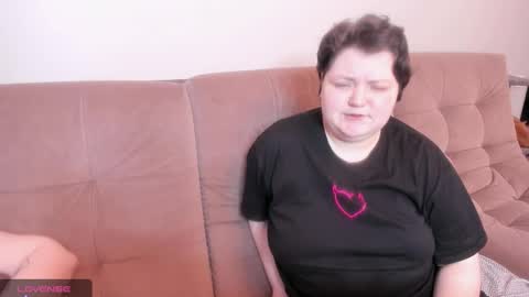 Snapshot of ihaveasecret_ chatting on 8, 1, 2025 Alice online show from 8, 1, 2025