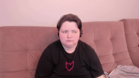 Snapshot of ihaveasecret_ chatting on 21, 2, 2025 Alice online show from 21, 2, 2025