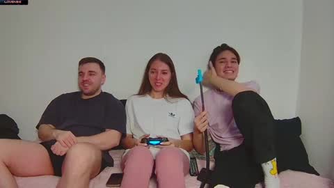 Snapshot of ihavepaws33 chatting on 20, 1, 2025 Julia and Mira online show from 20, 1, 2025