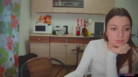 Snapshot of ihavepaws33 chatting on 28, 1, 2025 Julia and Mira online show from 28, 1, 2025