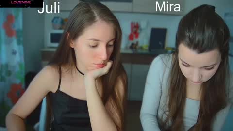 Snapshot of ihavepaws33 chatting on 1, 3, 2025 Julia and Mira online show from 1, 3, 2025