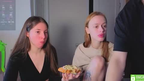 Julia and Mira online show from 17, 3, 2026