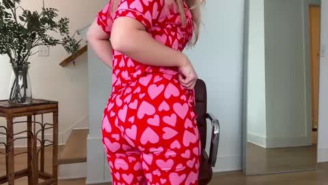 cassie online show from 11, 1, 2025