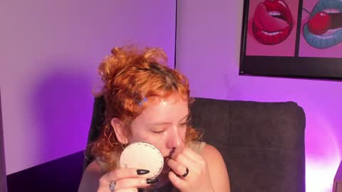 Snapshot of iiam_valentinaa chatting on 5, 2, 2025 online show from 5, 2, 2025