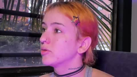 Snapshot of iiam_valentinaa chatting on 10, 3, 2025 online show from 10, 3, 2025
