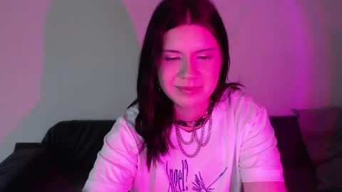 Vella online show from 9, 9, 2025