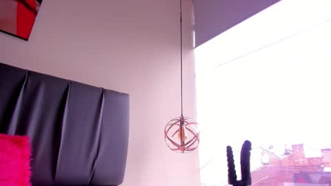 Isabella online show from 24, 3, 2026