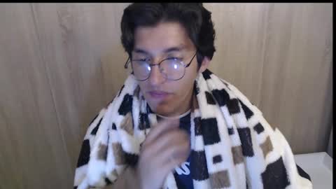 Snapshot of ikyan_nc chatting on 3, 12, 2025 ikyan_nc online show from 3, 12, 2025