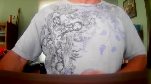 Snapshot of il_undercover chatting on 8, 8, 2026 il_undercover online show from 8, 8, 2026