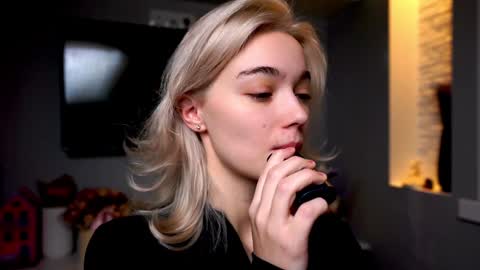 Snapshot of ileanacampbel chatting on 17, 1, 2025 ileanacampbel online show from 17, 1, 2025