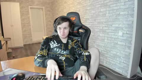 iliaskris online show from 10, 3, 2025