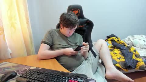 iliaskris online show from 10, 9, 2025