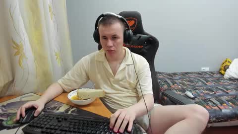 iliaskris online show from 5, 10, 2025