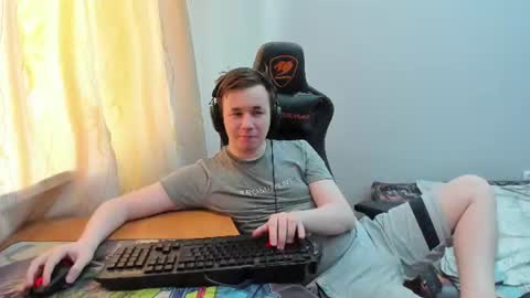 Snapshot of iliaskrislove chatting on 19, 6, 2026 iliaskris online show from 19, 6, 2026