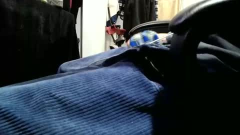 Snapshot of iliketofuck1975 chatting on 1, 12, 2025 iliketofuck1975 online show from 1, 12, 2025