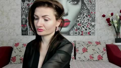 Snapshot of illegalbeauty87 chatting on 21, 1, 2025 Ingrid or more easier...Miss GoDDess Mistress online show from 21, 1, 2025