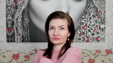 Snapshot of illegalbeauty87 chatting on 21, 1, 2025 Ingrid or more easier...Miss GoDDess Mistress online show from 21, 1, 2025