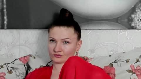 Snapshot of illegalbeauty87 chatting on 27, 1, 2025 Ingrid or more easier...Miss GoDDess Mistress online show from 27, 1, 2025